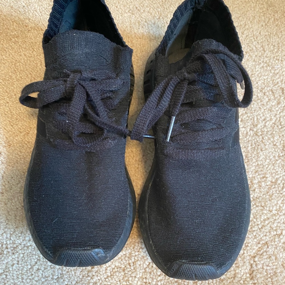 All black NMD R1